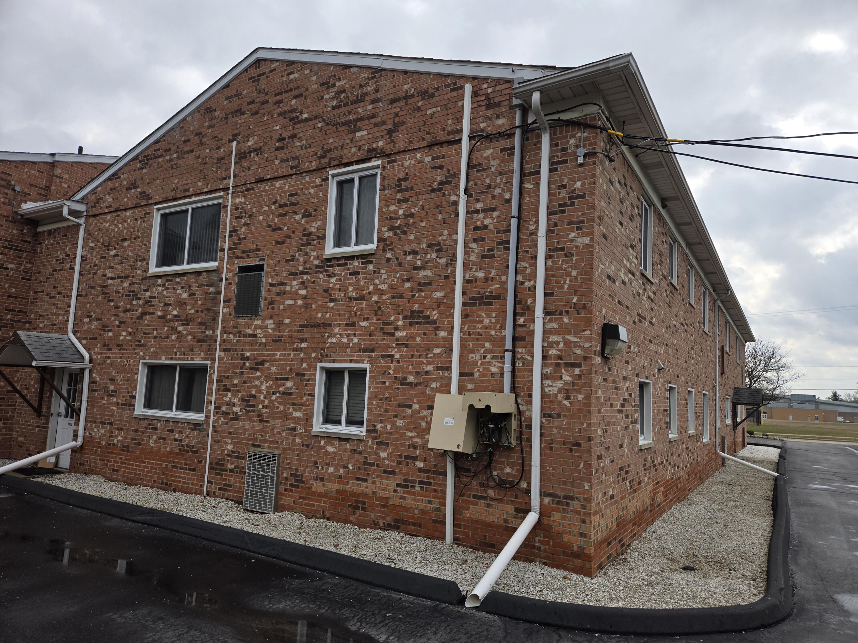 1512 Normandy Road, Unit 105 Clawson, MI 48017 - Photo 35 of 35 20260310_131757