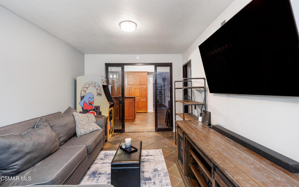 2128 Tremont Avenue Simi Valley, CA 93063 - Photo 28 of 47