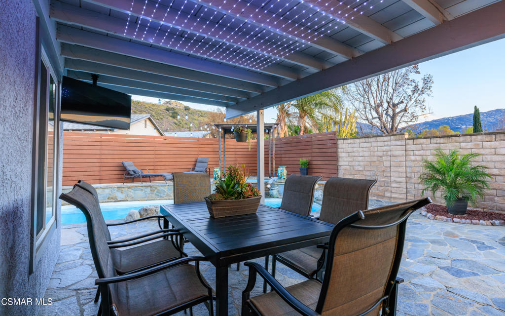 2128 Tremont Avenue Simi Valley, CA 93063 - Photo 29 of 47