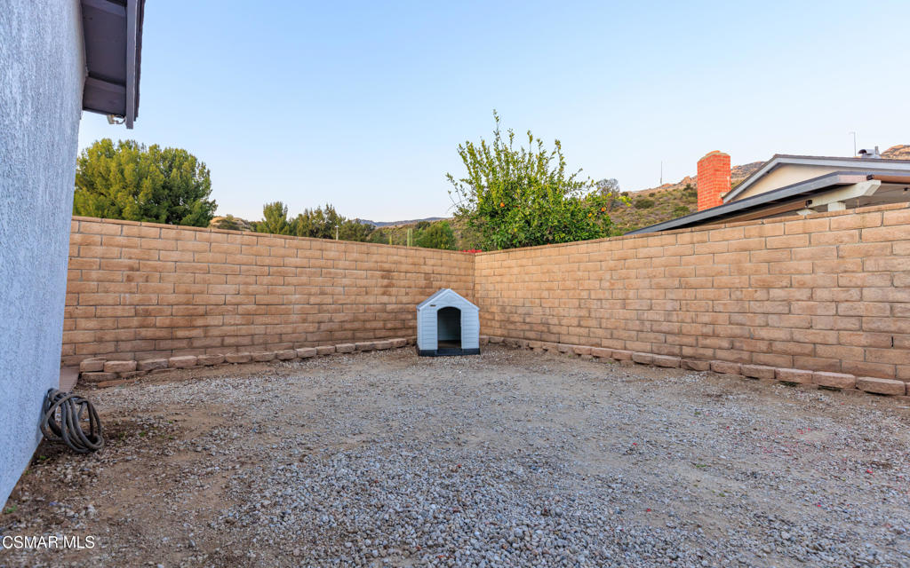 2128 Tremont Avenue Simi Valley, CA 93063 - Photo 40 of 47