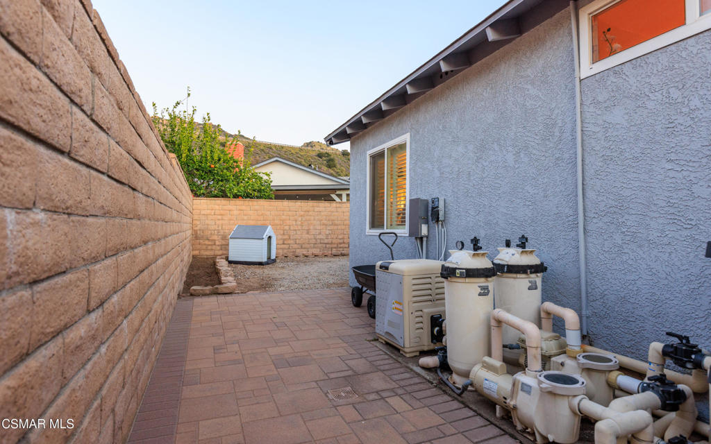 2128 Tremont Avenue Simi Valley, CA 93063 - Photo 41 of 47