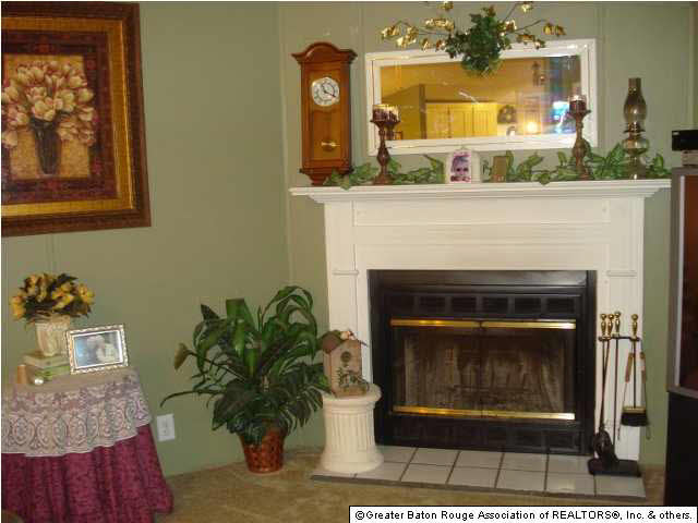 14116 Brown Road Baker, LA 70714 - Photo 4 of 14 Gallery Image 4