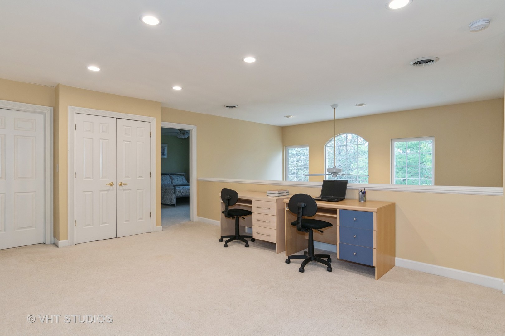 32W601 Rochefort Lane Wayne, IL 60184 - Photo 15 of 24