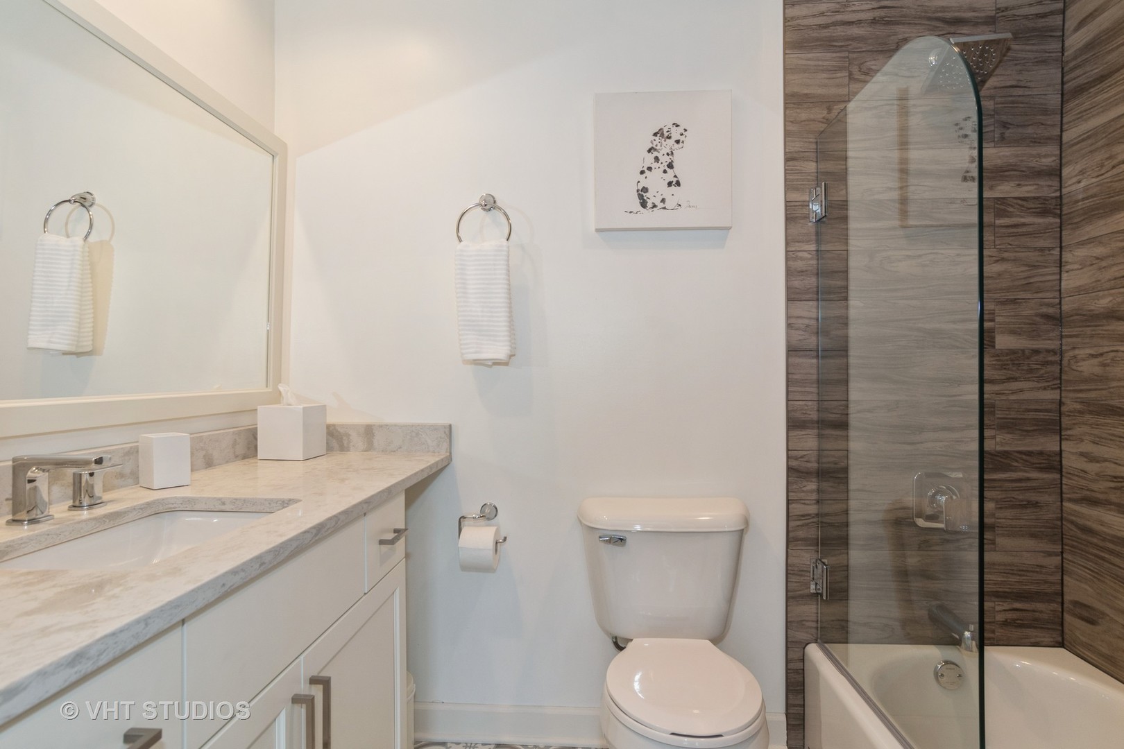 32W601 Rochefort Lane Wayne, IL 60184 - Photo 17 of 24