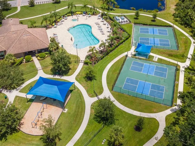 $749,900 | 772 Rosemary Circle, Bradenton, FL 34212