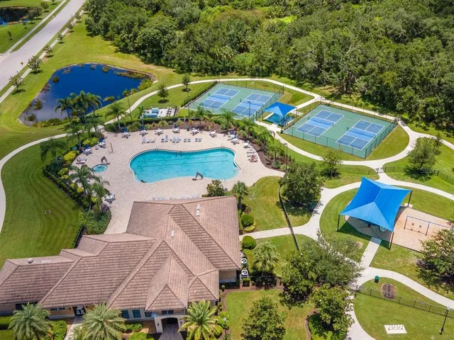 $749,900 | 772 Rosemary Circle, Bradenton, FL 34212