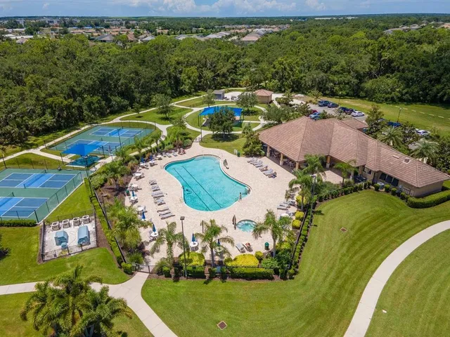 $749,900 | 772 Rosemary Circle, Bradenton, FL 34212