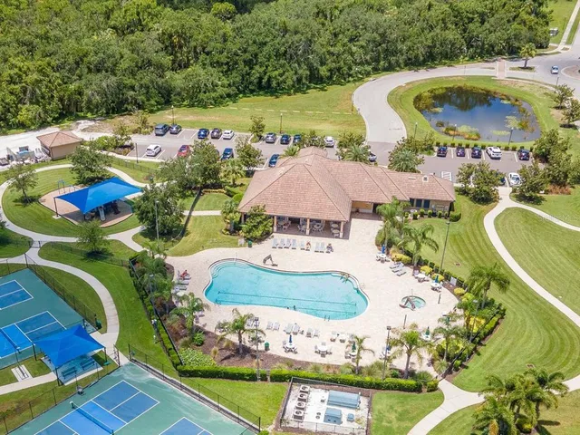 $749,900 | 772 Rosemary Circle, Bradenton, FL 34212