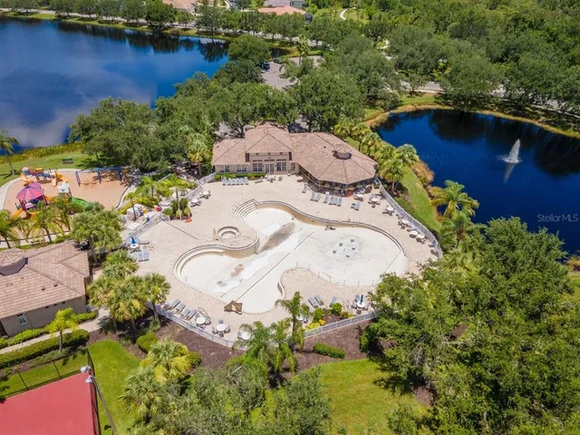 $749,900 | 772 Rosemary Circle, Bradenton, FL 34212