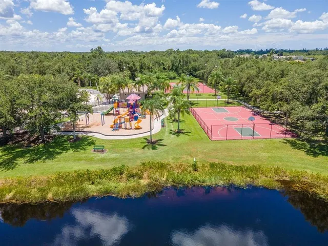 $749,900 | 772 Rosemary Circle, Bradenton, FL 34212