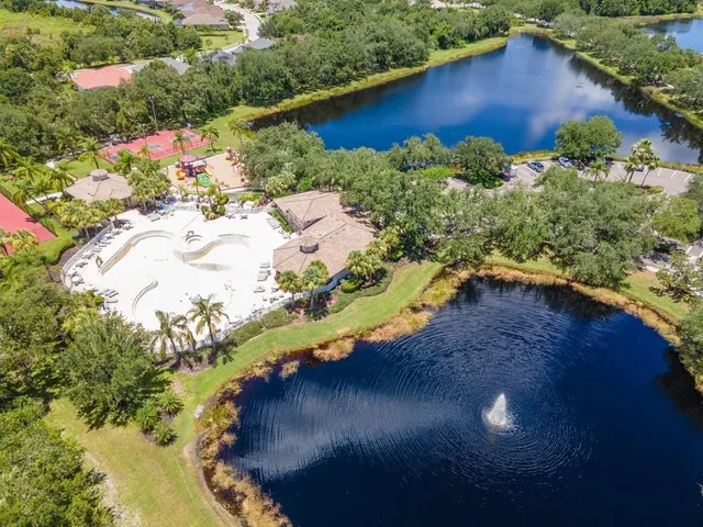 $749,900 | 772 Rosemary Circle, Bradenton, FL 34212