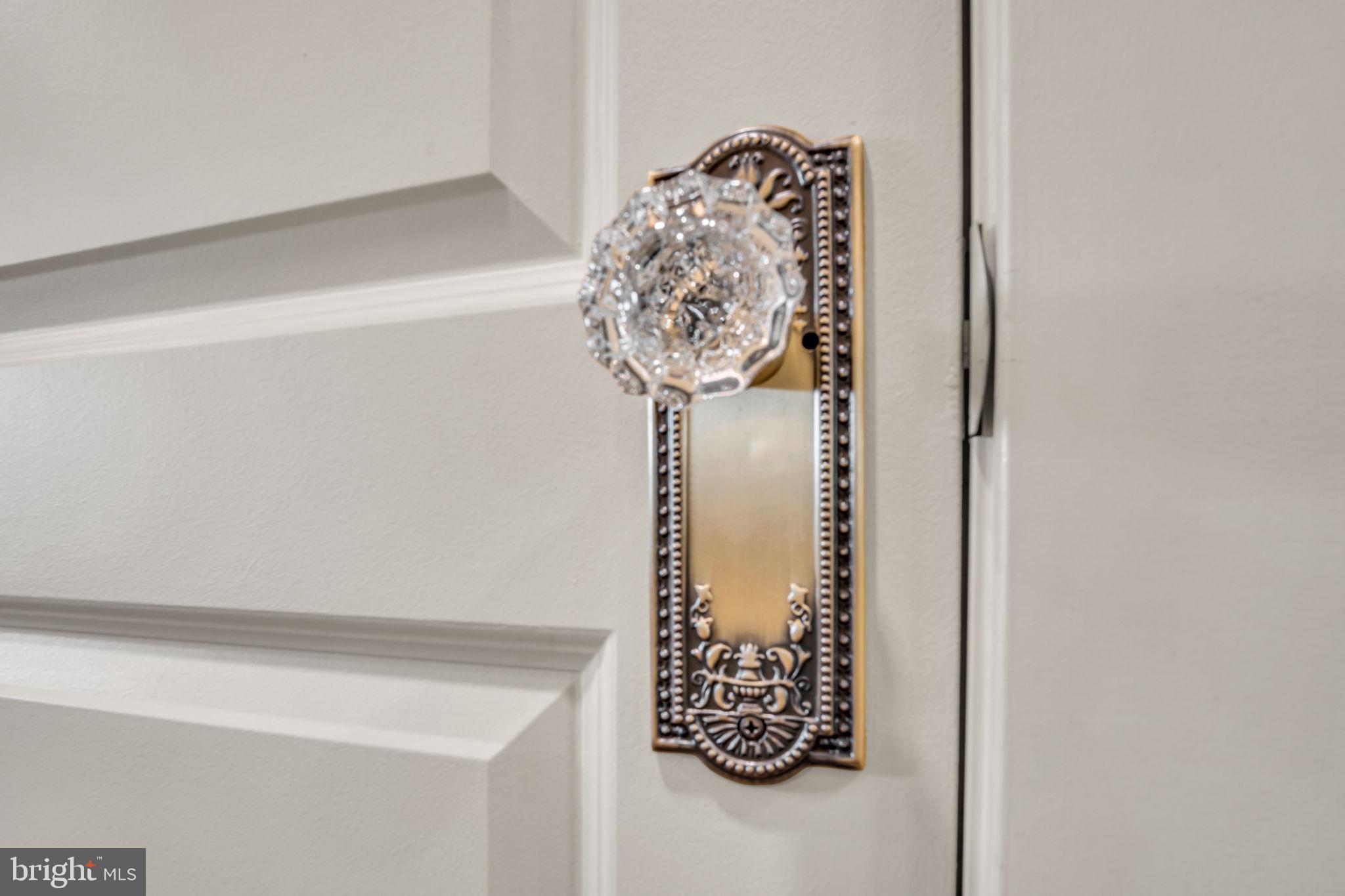 44 Sandy Bottom Road Carlisle, PA 17015 - Photo 22 of 99 Antique-inspired doorknob to half bath