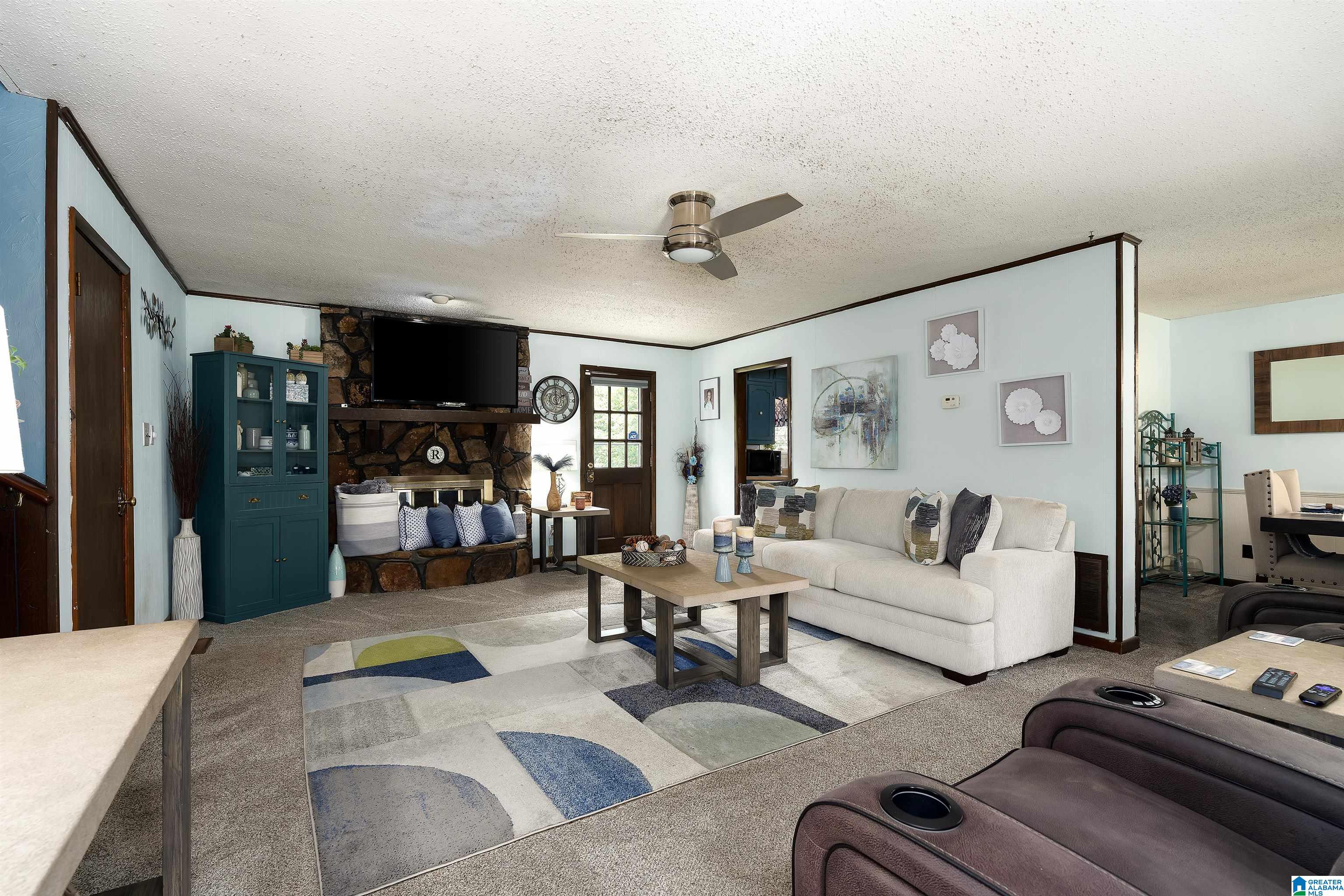 802 6th Avenue Southwest Alabaster, AL 35007 - Photo 3 of 27