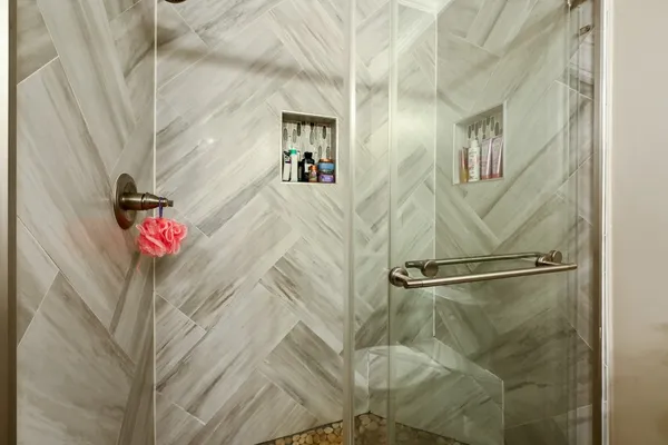 $570,000 | 13917 Country Side Street, Santa Fe, TX 77517