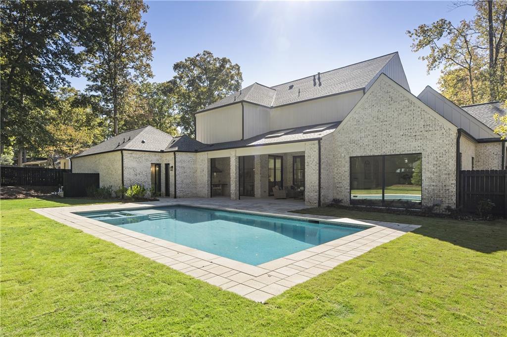 141 N Trace Alpharetta, GA 30009 - Photo 67 of 92