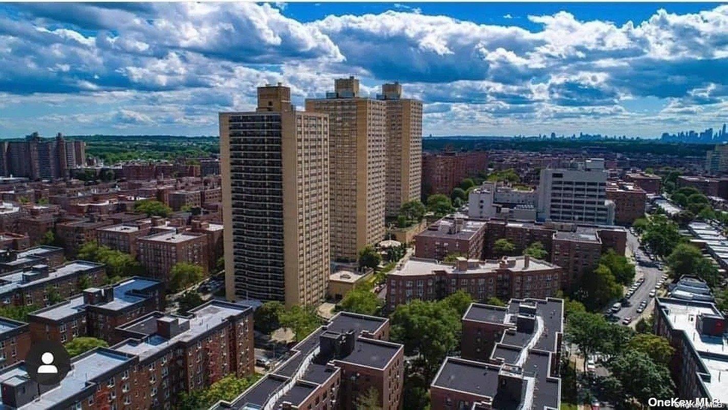 102-10 66th Road, Unit 8G Queens, NY 11375 - Photo 1 of 1 Gallery Image 1