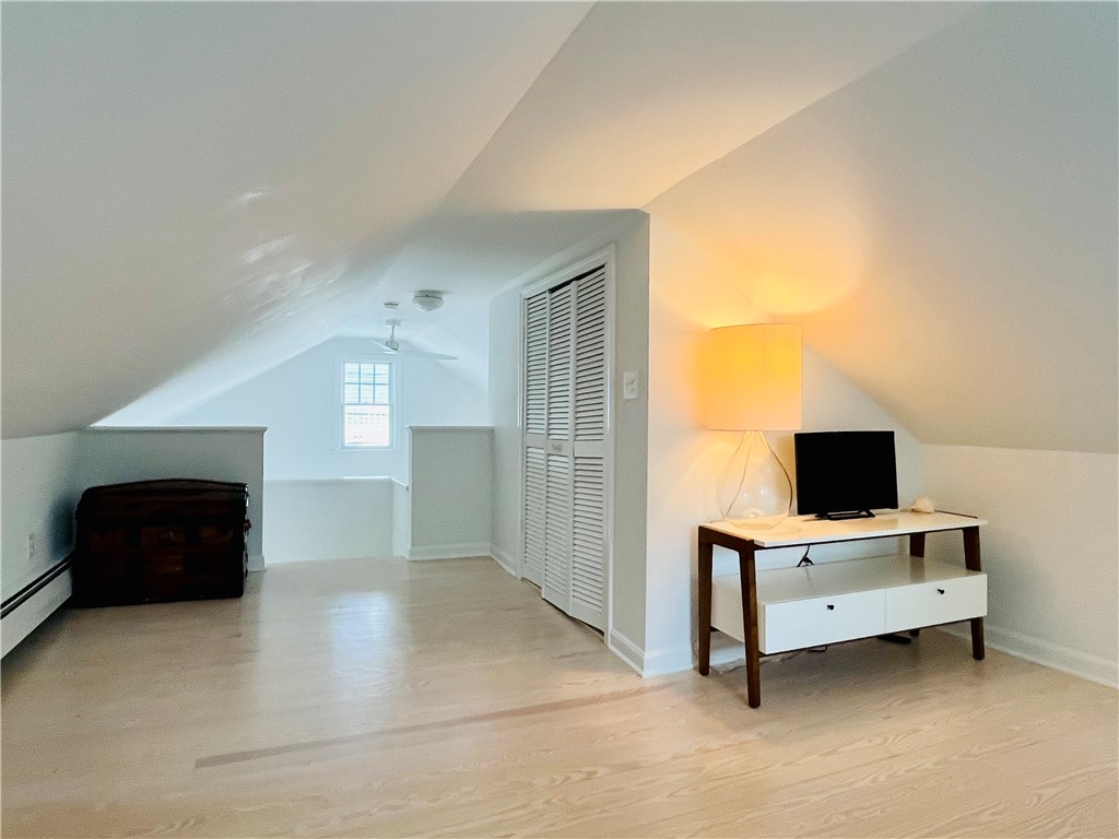 39 Pope Street Newport, RI 02840 - Photo 21 of 26