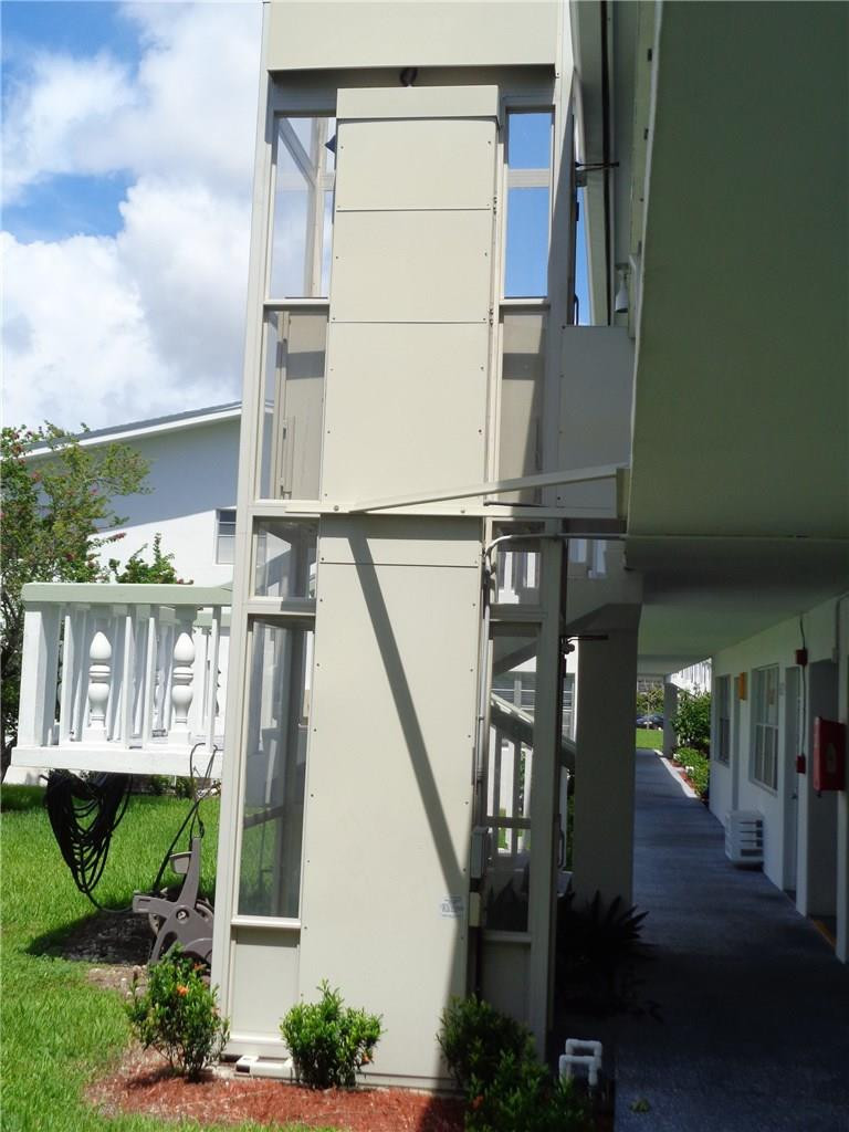 390 Markham R, Unit 390 Deerfield Beach, FL 33442 - Photo 23 of 25 Photo 23