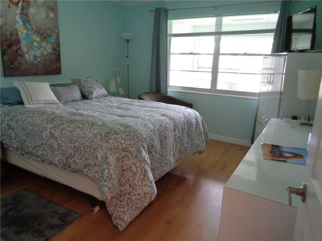 390 Markham R, Unit 390 Deerfield Beach, FL 33442 - Photo 6 of 25 Photo 6