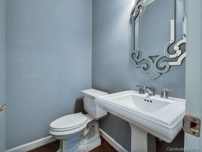 1900 Queens Road West Charlotte, NC 28207 - Photo 16 of 24 Gallery Image 16