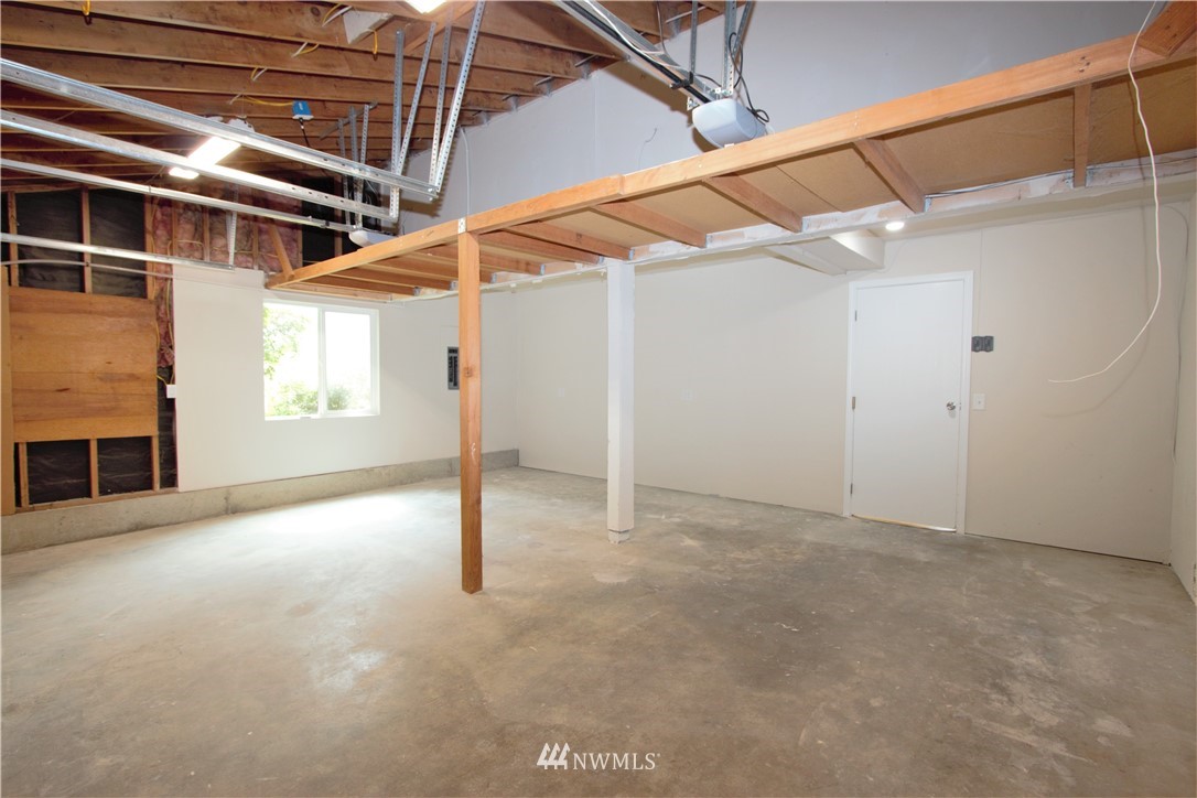 17532 20th Drive Southeast Bothell, WA 98012 - Photo 14 of 22 Gallery Image 14