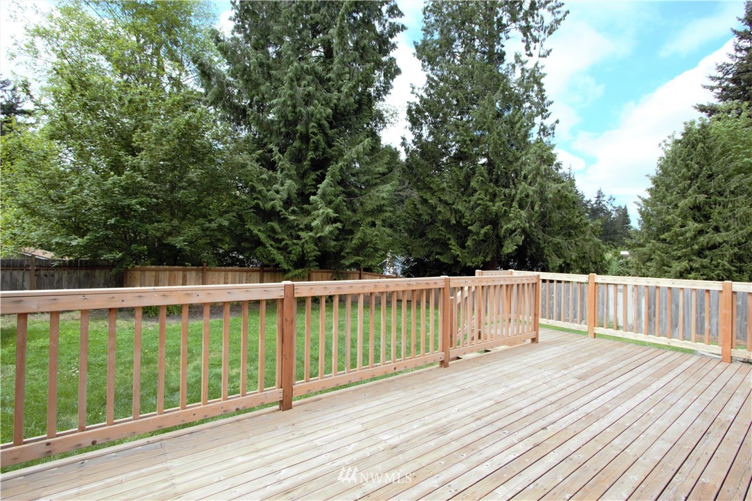 17532 20th Drive Southeast Bothell, WA 98012 - Photo 17 of 22 Gallery Image 17