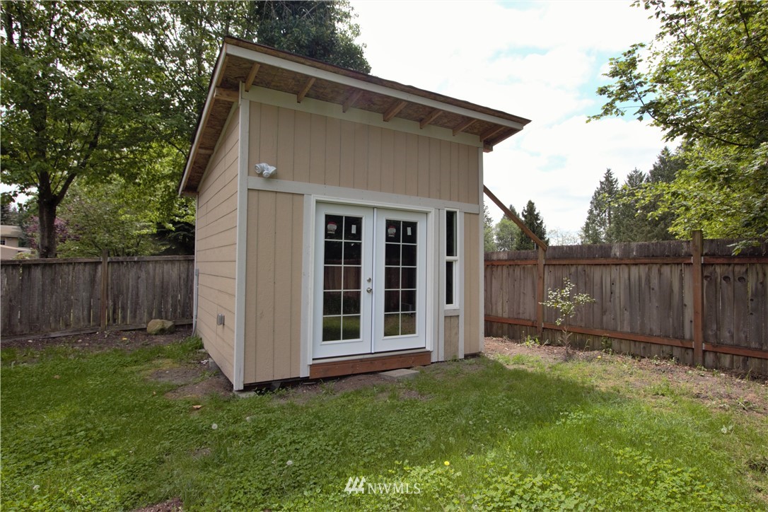 17532 20th Drive Southeast Bothell, WA 98012 - Photo 18 of 22 Gallery Image 18