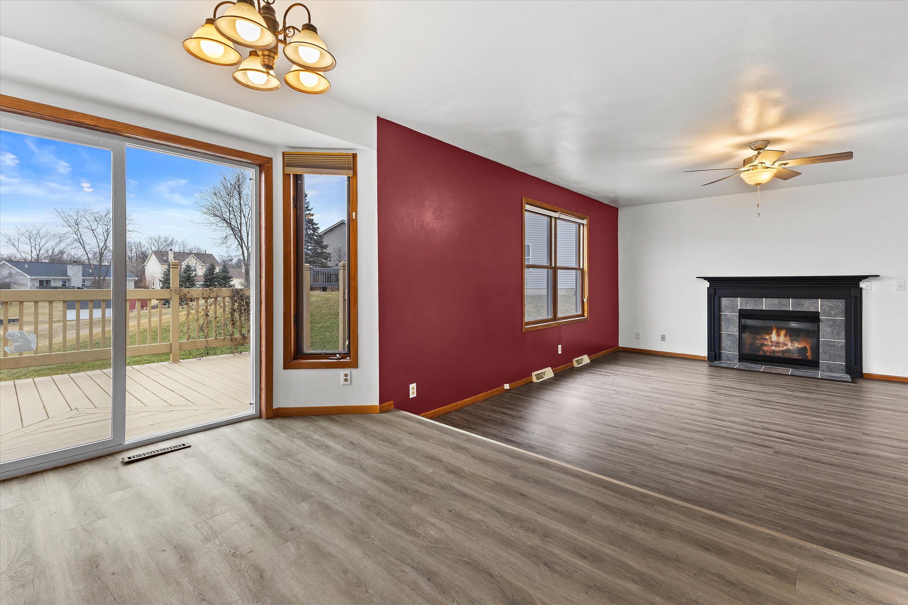 20530 84th Place Bristol, WI 53104 - Photo 11 of 36 Family Room