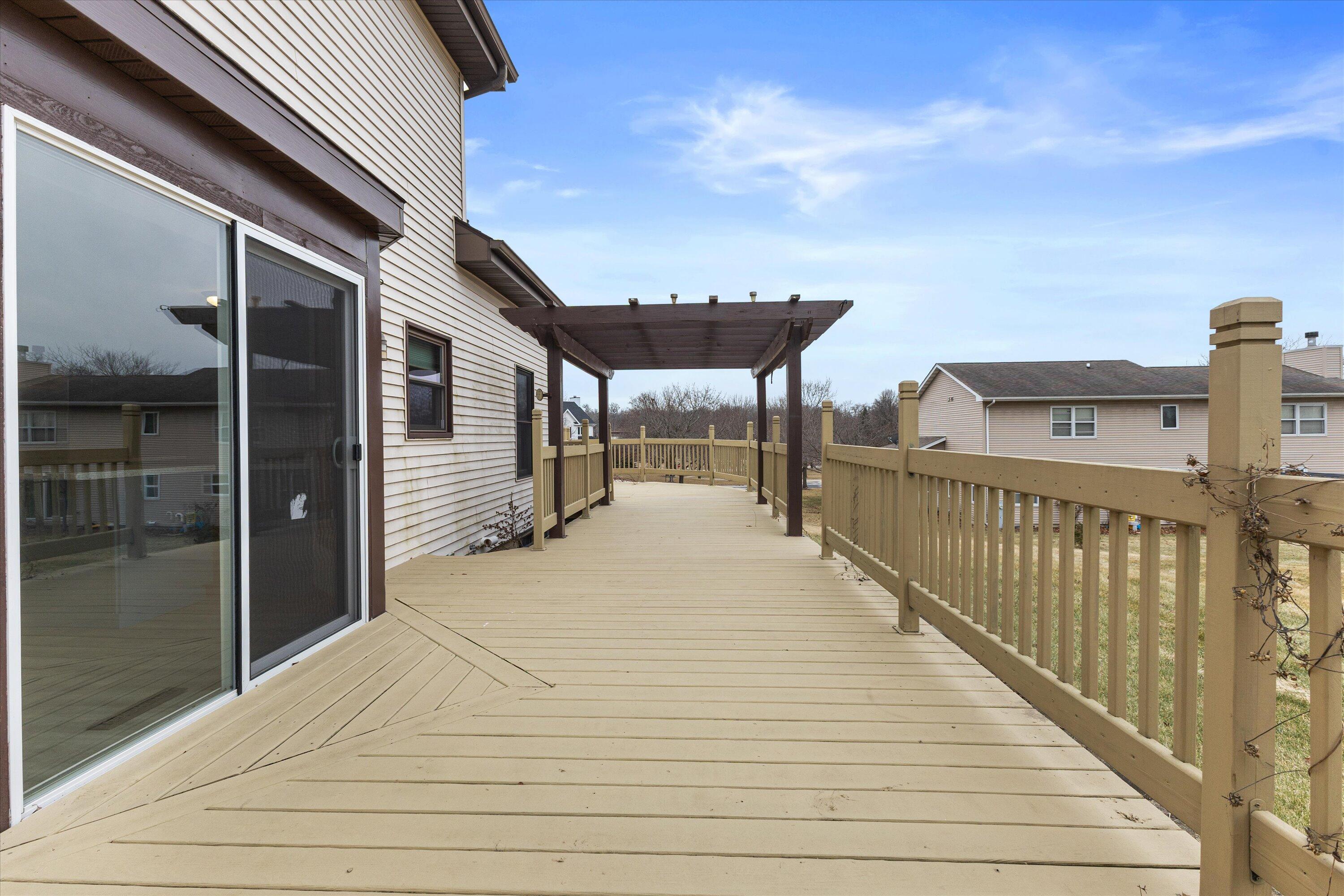 20530 84th Place Bristol, WI 53104 - Photo 35 of 36 Deck