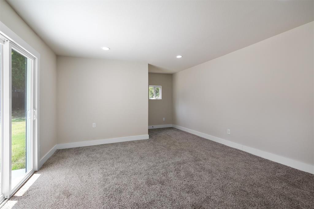 112 Inman Street Denton, TX 76205 - Photo 16 of 36