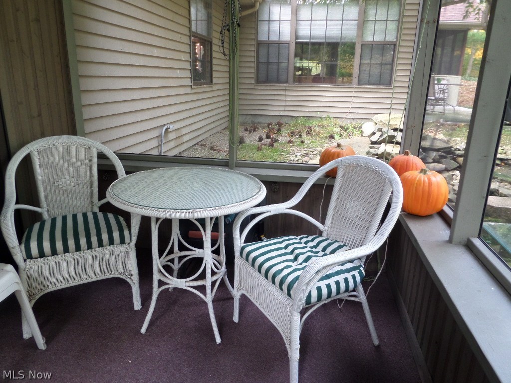 930 Perkins Jones Road Northeast Warren, OH 44483 - Photo 8 of 10 Gallery Image 8