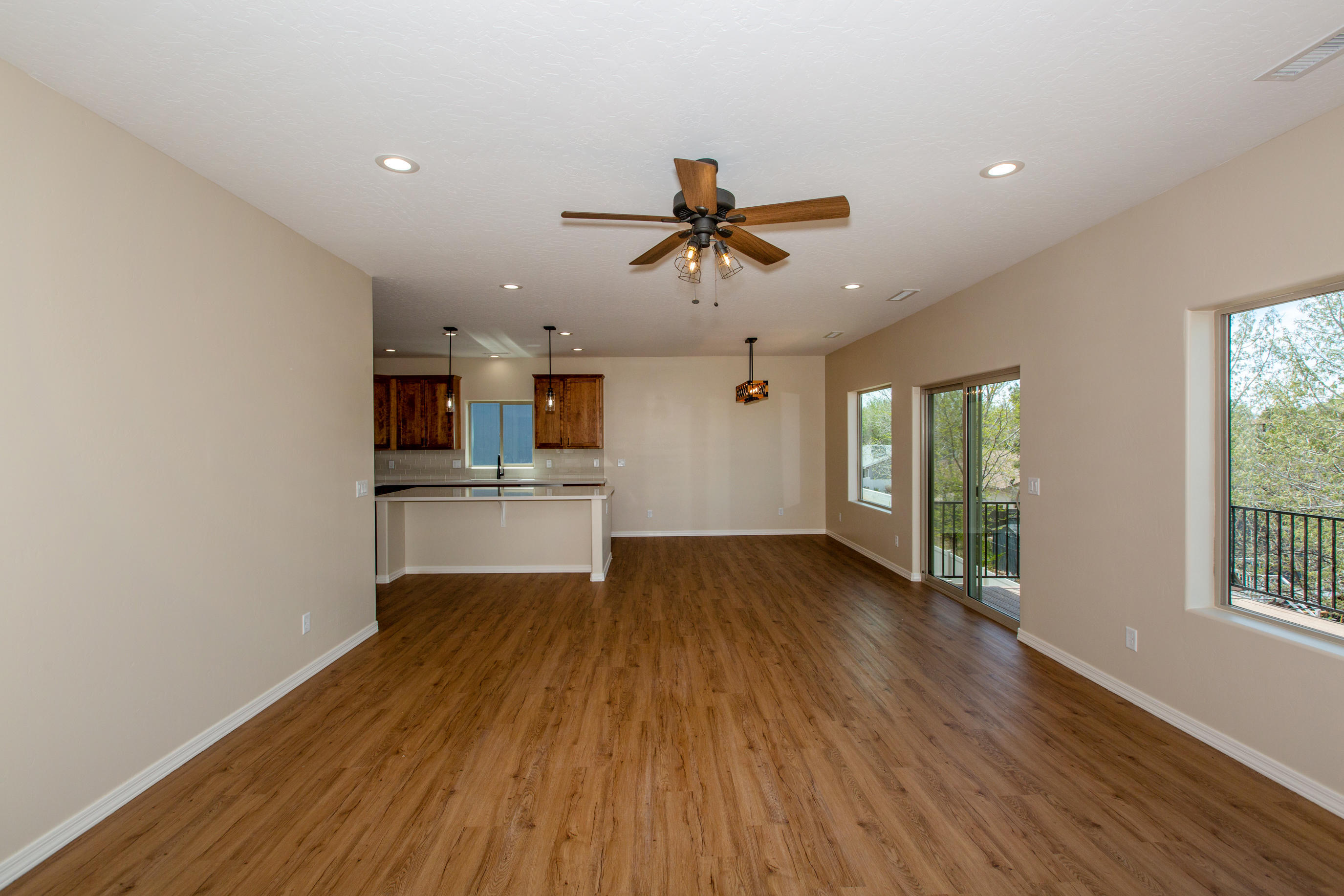 5384 North Long Rifle Road Prescott Valley, AZ 86314 - Photo 5 of 45 McQuality Designs-805