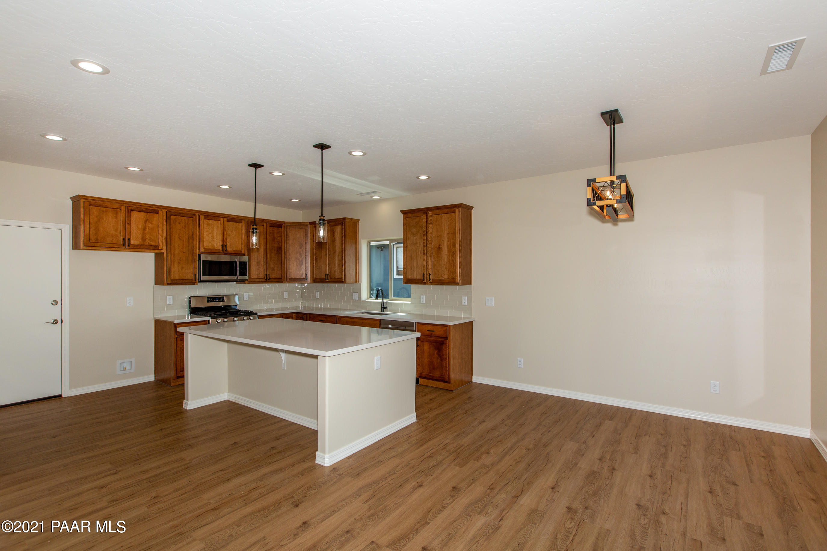 5384 North Long Rifle Road Prescott Valley, AZ 86314 - Photo 7 of 45 McQuality Designs-803