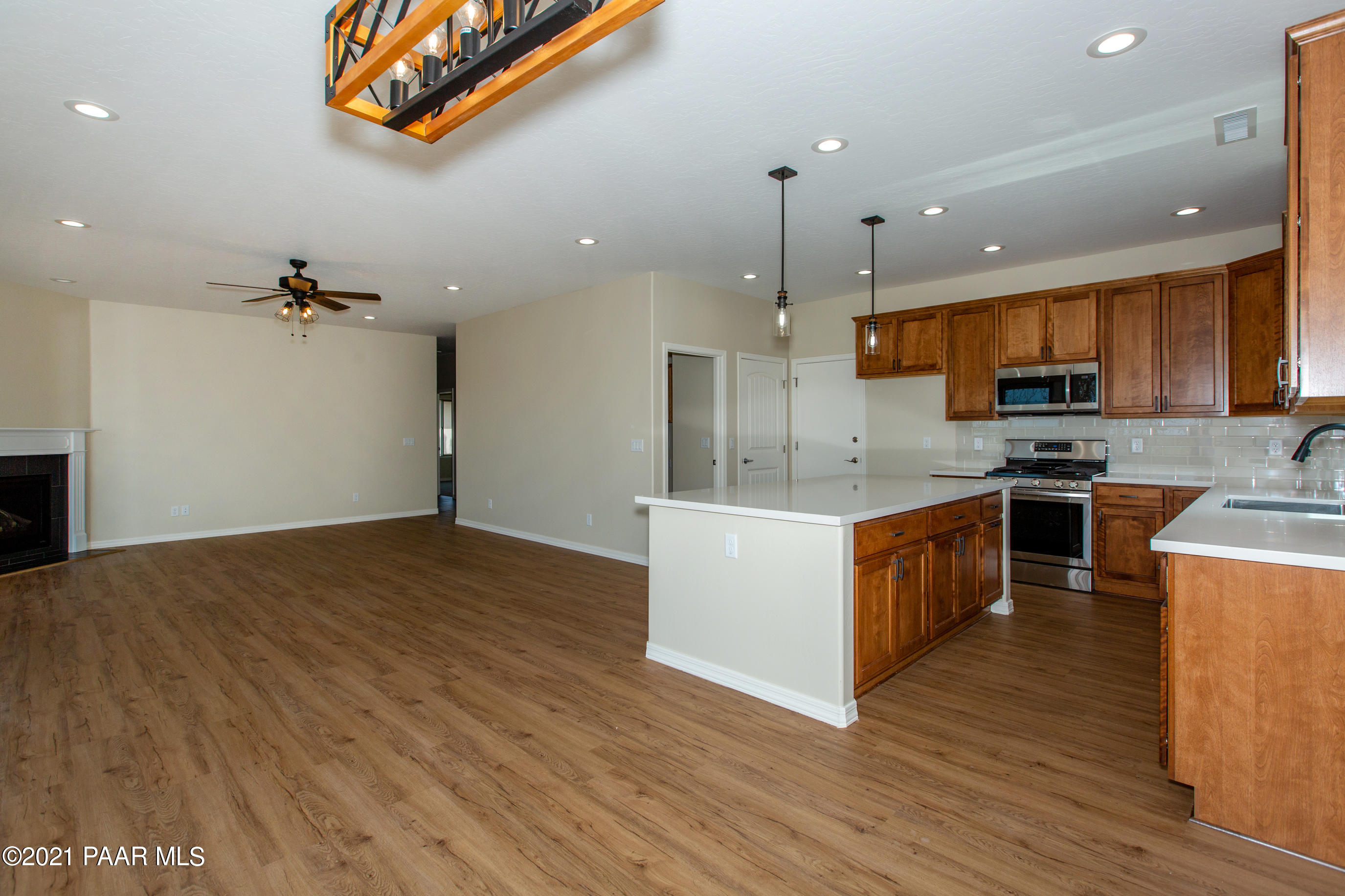 5384 North Long Rifle Road Prescott Valley, AZ 86314 - Photo 8 of 45 McQuality Designs-801