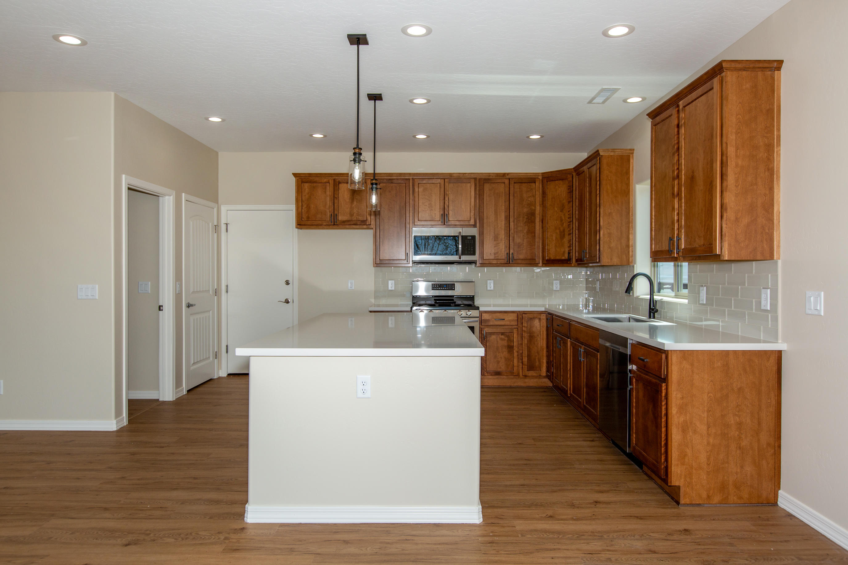 5384 North Long Rifle Road Prescott Valley, AZ 86314 - Photo 9 of 45 McQuality Designs-802