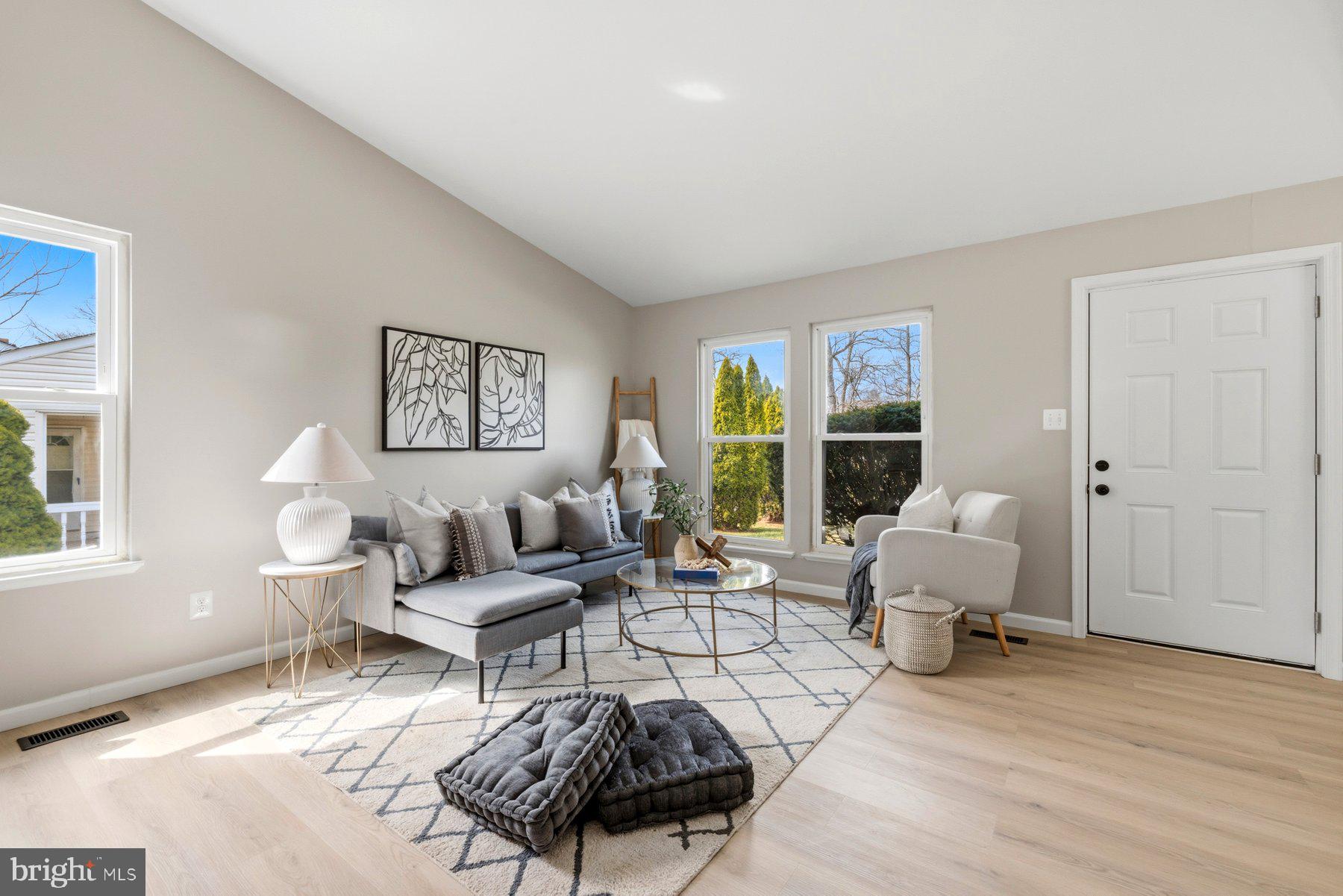 7213 Johnnycake Road Baltimore, MD 21228 - Photo 8 of 30 Gallery Image 8