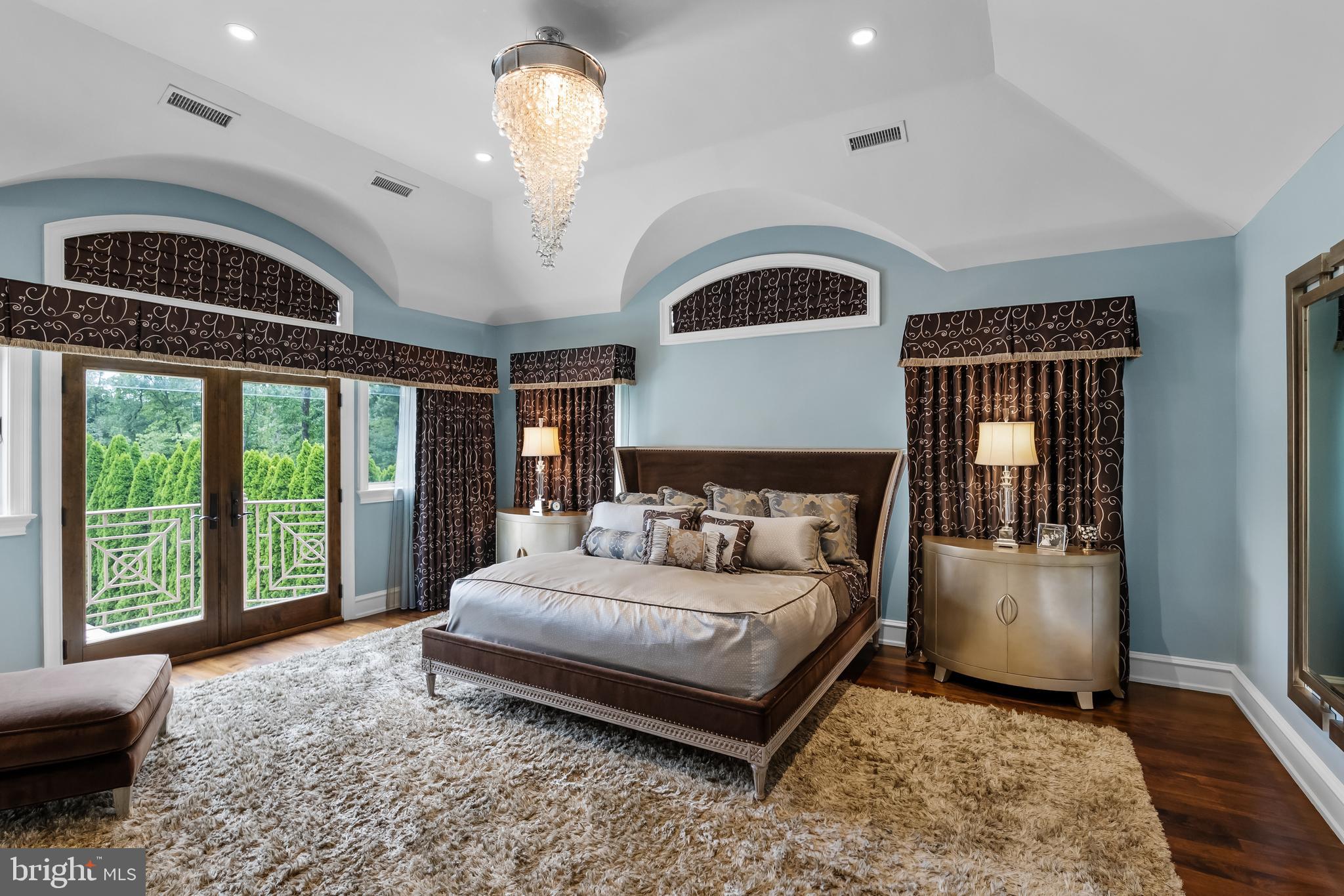 4 Southwood Drive Cherry Hill, NJ 08003 - Photo 23 of 58 a bedroom with a large bed and a large window