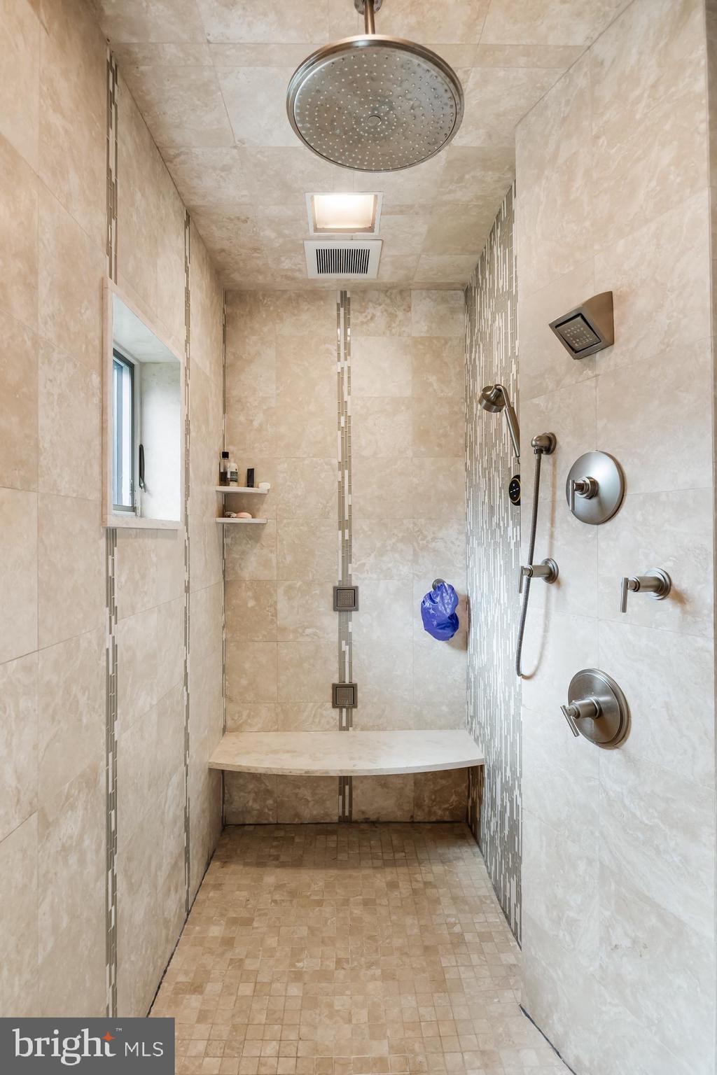 4 Southwood Drive Cherry Hill, NJ 08003 - Photo 28 of 58 a bathroom with a tub