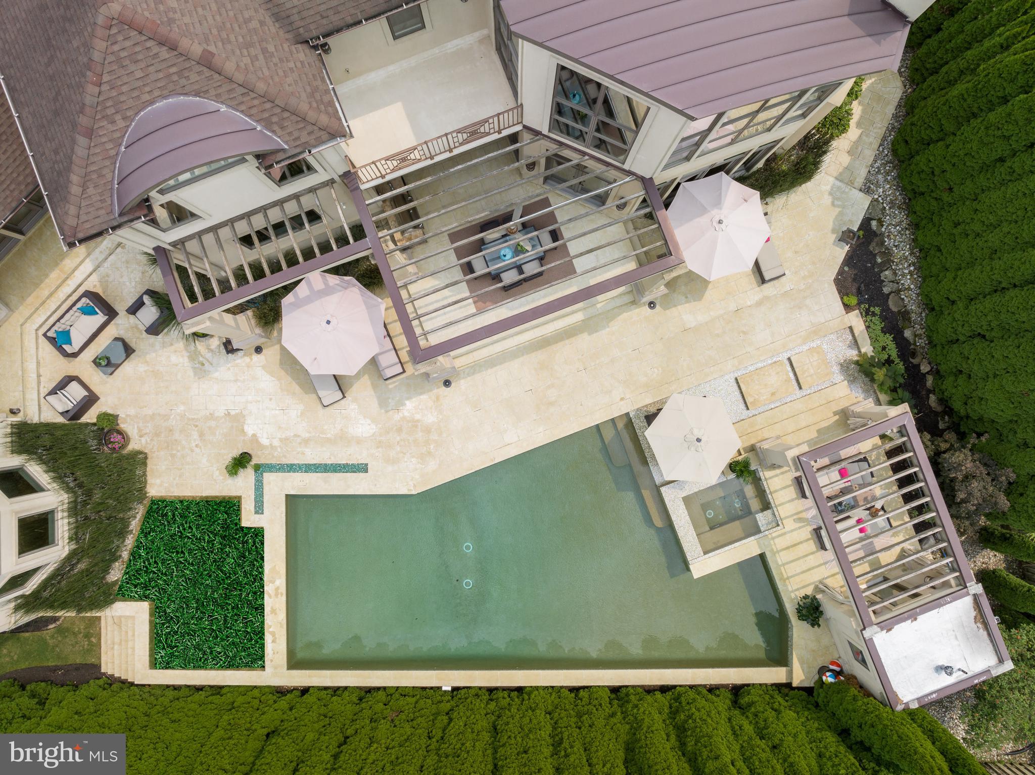 4 Southwood Drive Cherry Hill, NJ 08003 - Photo 53 of 58 an aerial view of a house with a garden