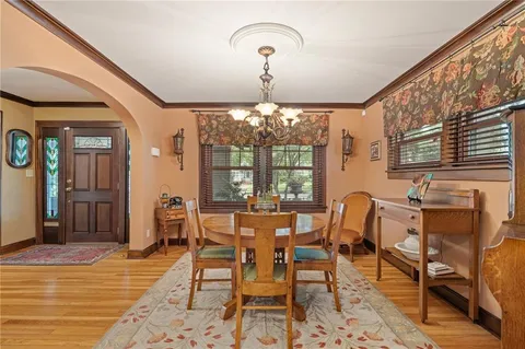 $585,000 | 1008 West 71st Terrace, Kansas City, MO 64114