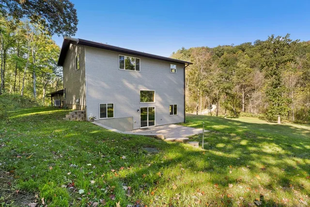 $444,900 | 28180 Kipper Avenue, Clifton, WI 54670