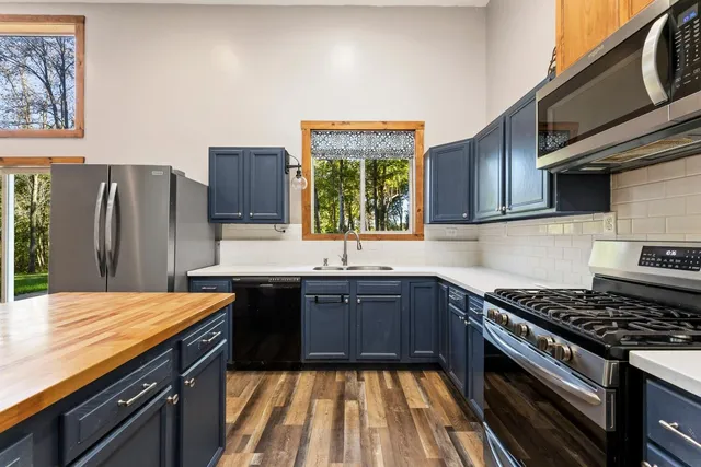 $444,900 | 28180 Kipper Avenue, Clifton, WI 54670