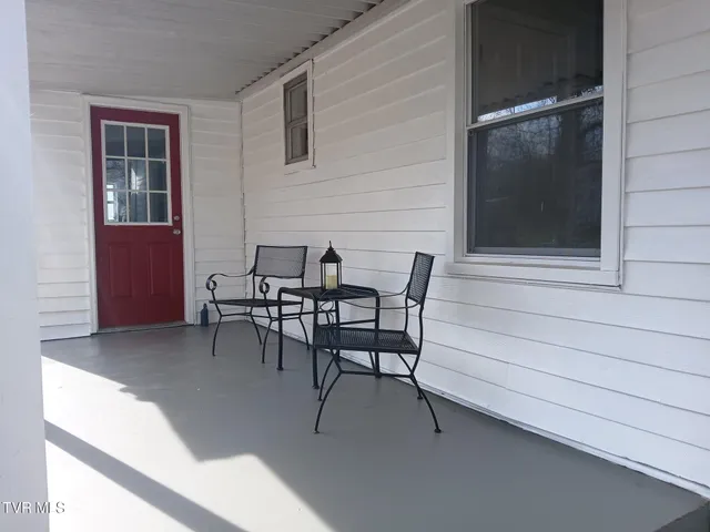 $149,900 | 136 Beaver Street, Bristol, VA 24201