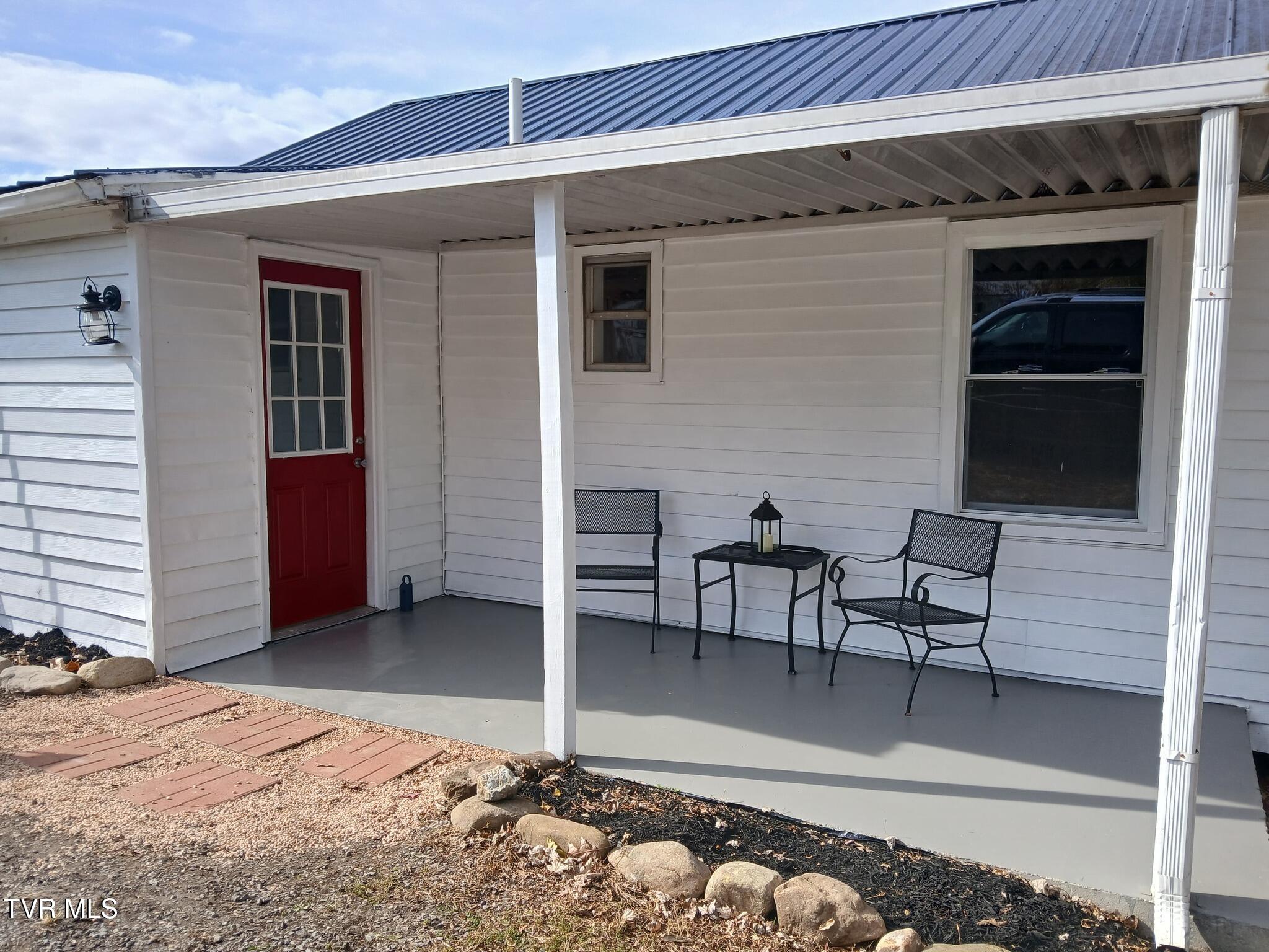 136 Beaver Street Bristol, VA 24201 - Photo 15 of 17 bv2