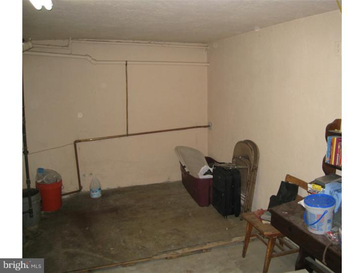 817 Marlyn Road Philadelphia, PA 19151 - Photo 16 of 20