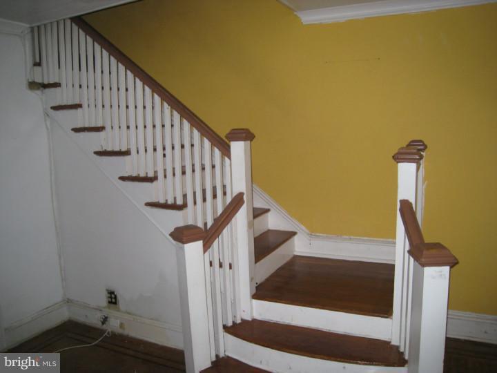 817 Marlyn Road Philadelphia, PA 19151 - Photo 5 of 20