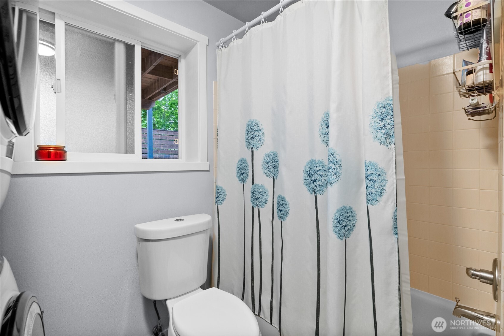 5421 South Roxbury Street Seattle, WA 98118 - Photo 25 of 37