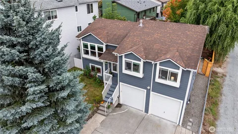 $858,999 | 5421 South Roxbury Street, Seattle, WA 98118
