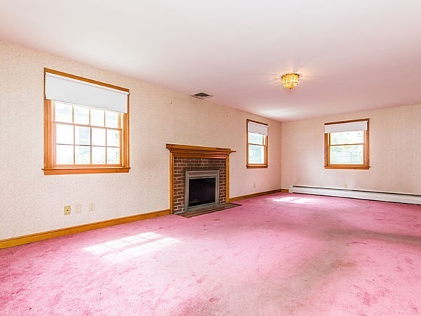 20 Harland Road Waltham, MA 02453 - Photo 8 of 28