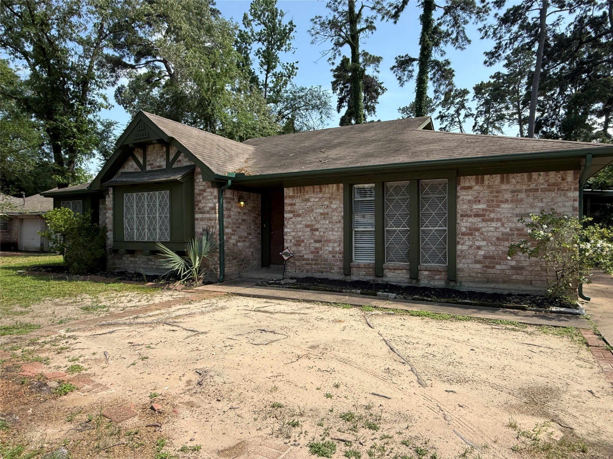 422 Gamewood Drive Spring, TX 77386 - Photo 4 of 25 a house with trees in the background